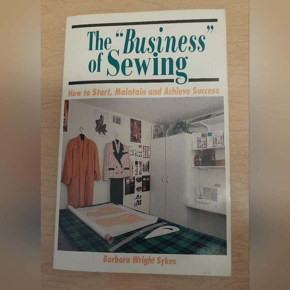 Book,  guide for sewing business beginners "For business of sewing "